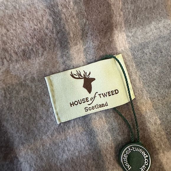 NWT HOUSE OF TWEED Scotland Multicolor Plaid Rectangle Scarf Fringes Unisex - Picture 6 of 8